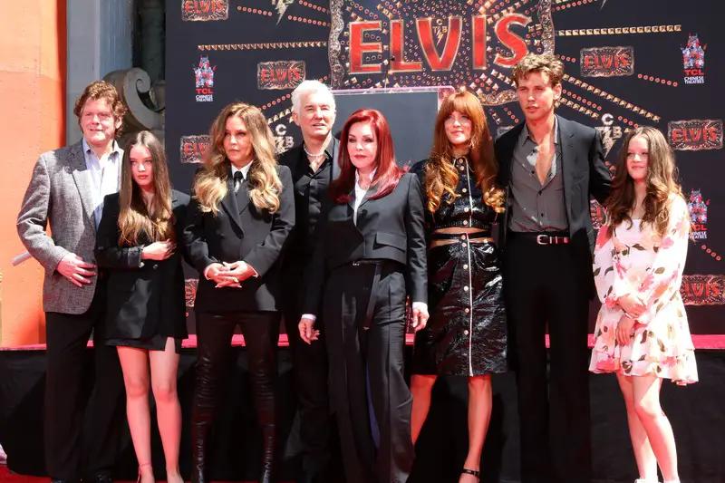 dreamstime s 249979724